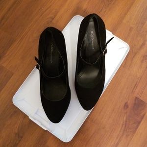 BCBG black suede shoes 8.5